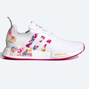 BEAUTIFUL LIMITED EDITION NEW ADIDAS NMD_R1 Floral Womens Shoes
